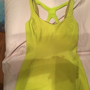 Lululemon top